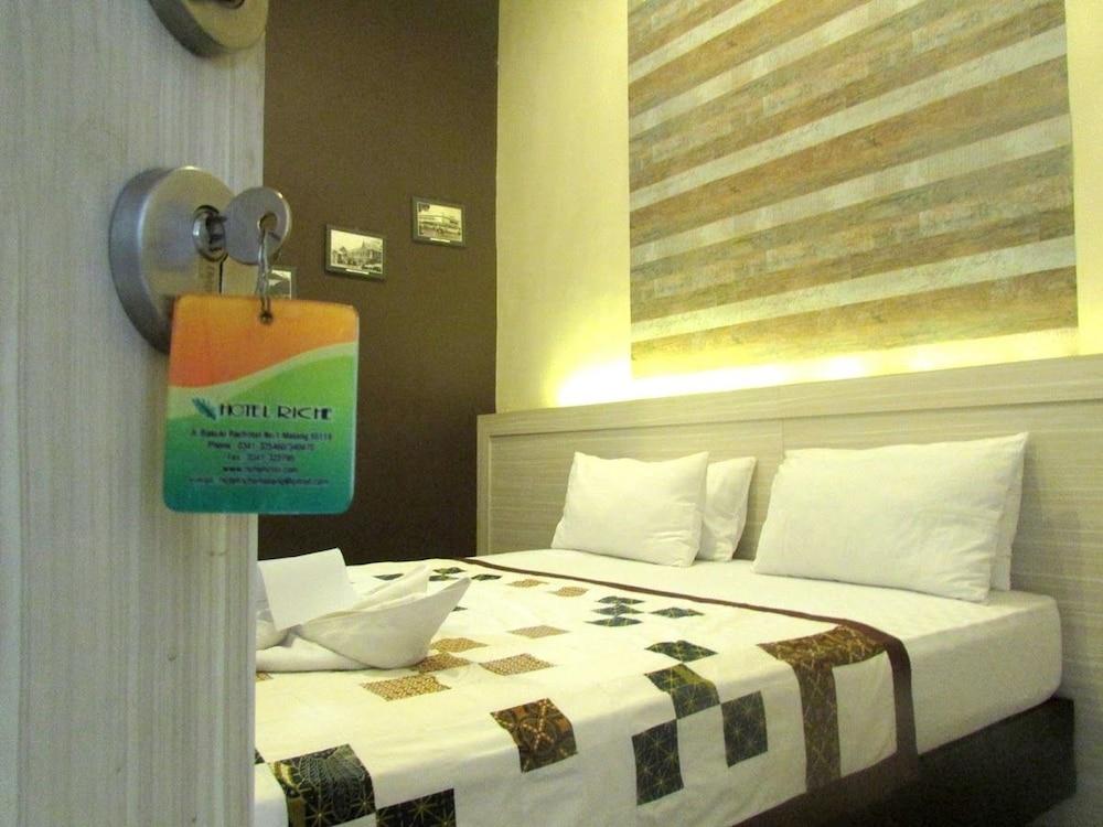 Riche Heritage Hotel Malang Exterior photo