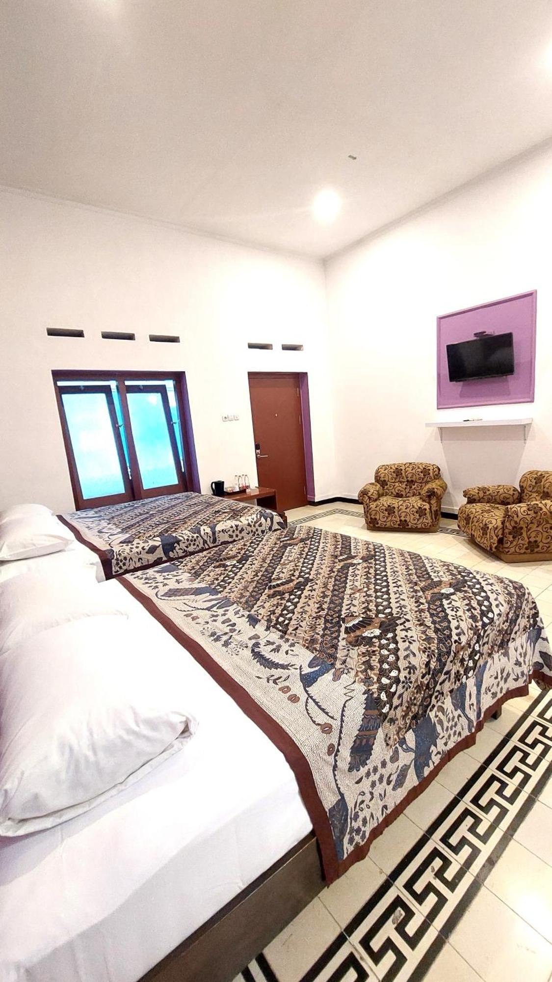 Riche Heritage Hotel Malang Exterior photo