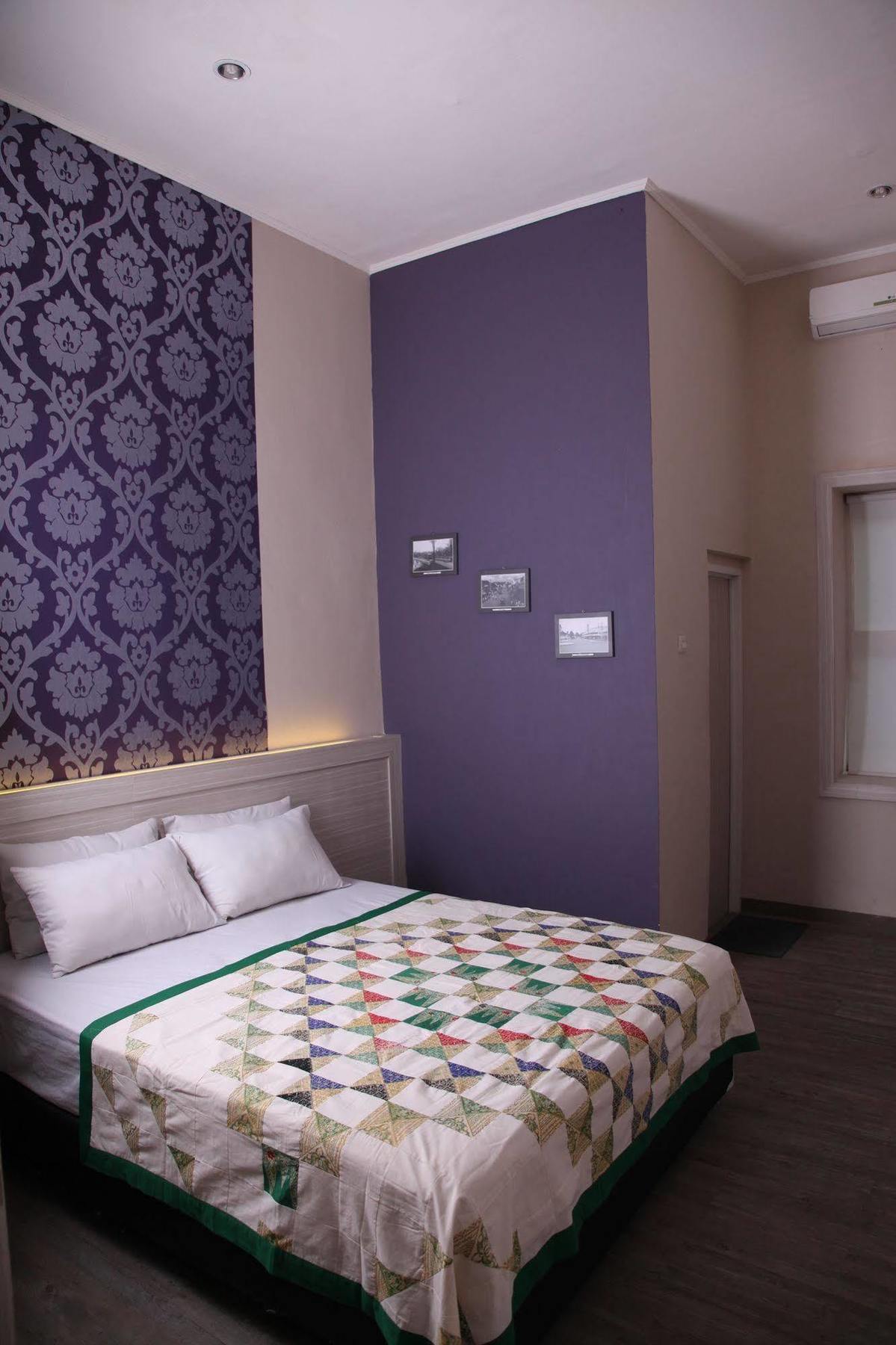 Riche Heritage Hotel Malang Exterior photo